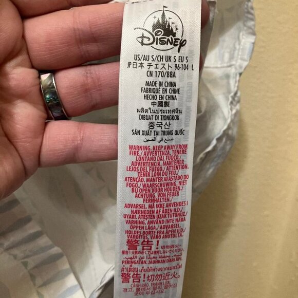 Disney Men's White/Blue Frozen 2 By Brittany Lee Button Up Shirt Size Small - Picture 6 of 6